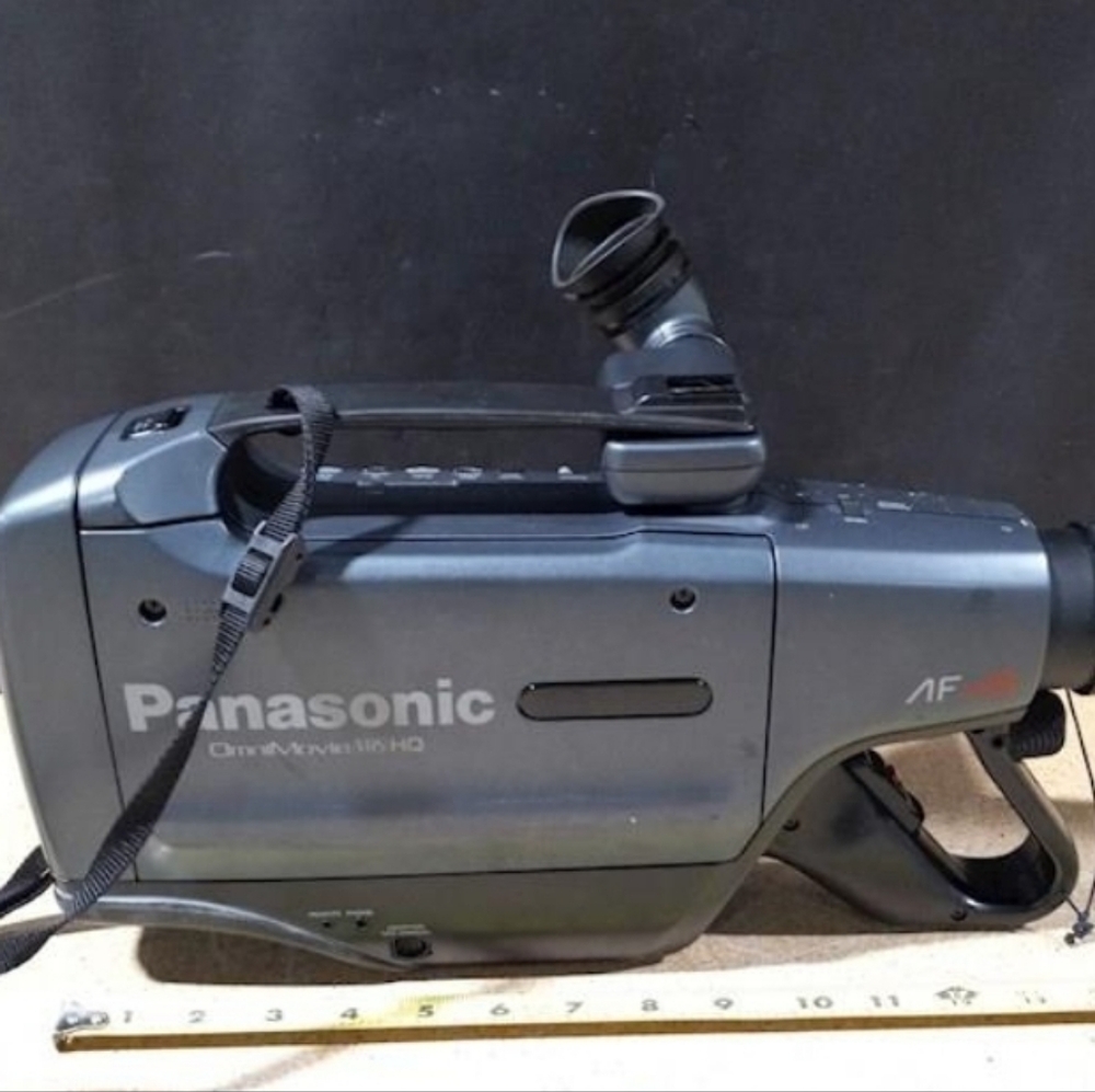 Panasonic OmniMovie VHS HQ CCD AF X8, PV-700 | Vintage 1990s | Not Tested
